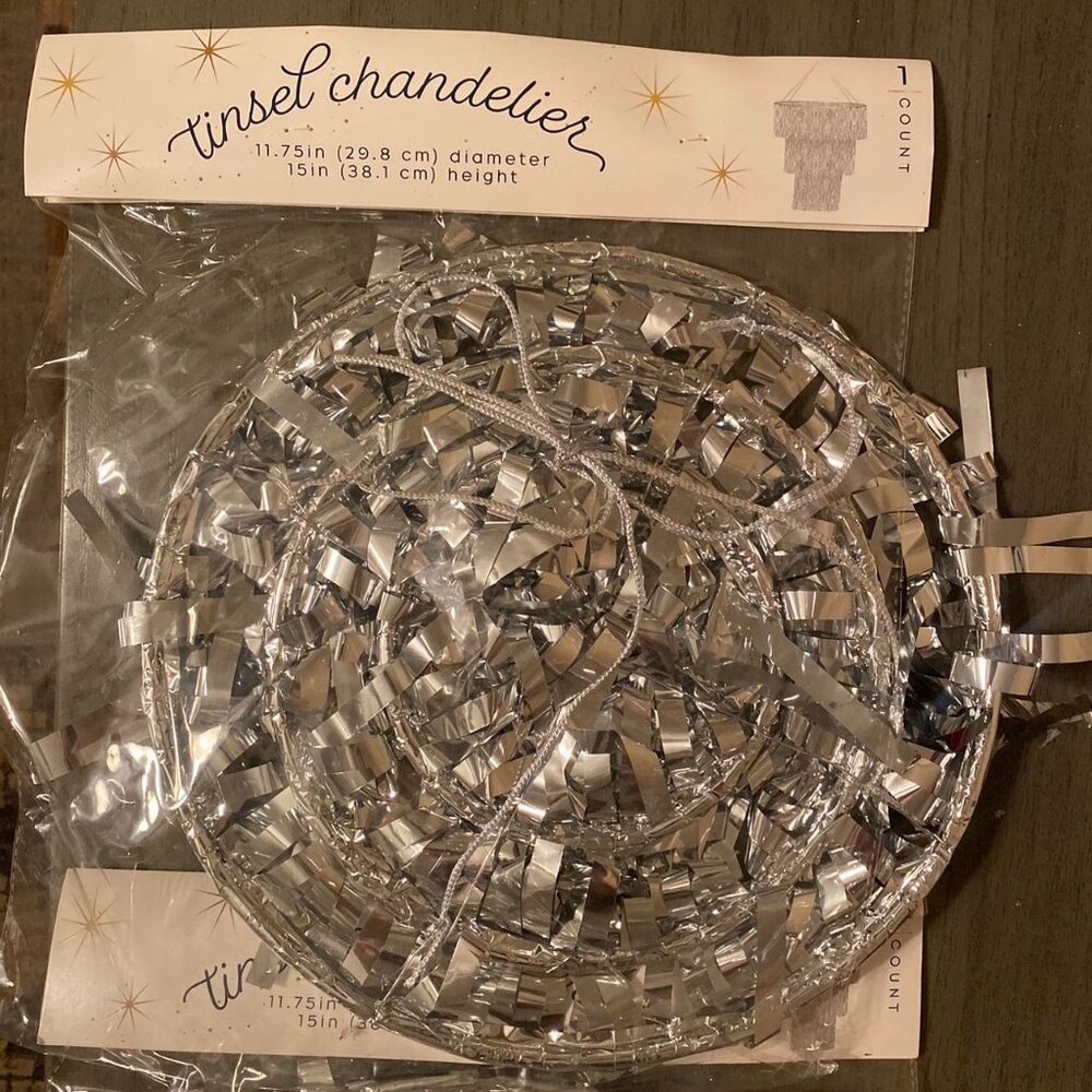 2 silver tinsel chandeliers 🎄⭐️❄️